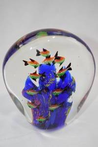 lot 200 image: Vintage Murano-Style Art Glass Fish
