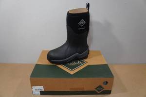 lot 12 image: Muck Boots Unisex Extreme Conditions Sport Boots - Mens 5Womens 6