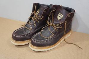 lot 21 image: Irish Setter Mens Ashby 6 Work Boots Style 83605 - Size 7