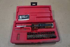 lot 36 image: Matco Screwdriver Set