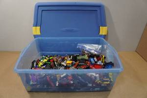 lot 100 image: Assorted Toy Cars