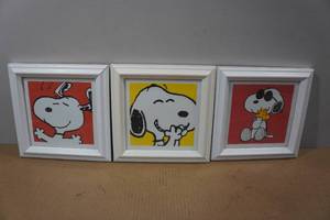 lot 120 image: Snoopy and Woodstock Framed Dcor