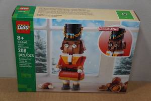 lot 123 image: Lego Nutcracker Set