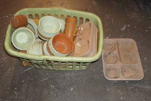 lot 155 image: Vintage Lunch Trays and Bowls - Camping Dishes