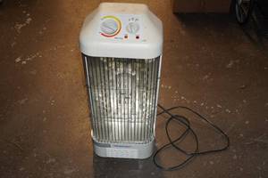 lot 158 image: Lakewood Electric Tower Heater