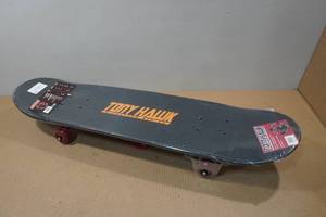 lot 174 image: NEW Tony Hawk Skateboard
