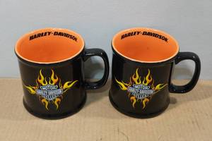 lot 213 image: Harley Davidson Coffee Mugs