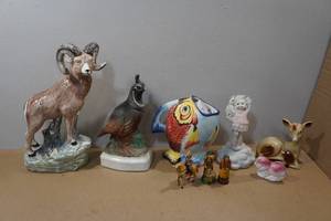 lot 245 image: Assorted Decorative Figurines