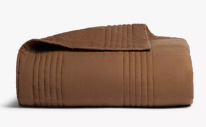 lot 64 image: KingCal King Relaxed Linen Quilt - Parachute