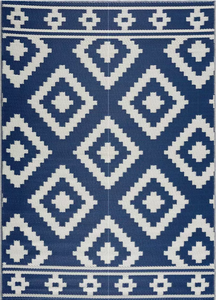 lot 122 image: Playa Rug Milan Recycled Plastic Indoor Outdoor Folded Floor Mat