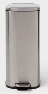 lot 421 image: 30L Soft Square Step Trash Can - Brightroom