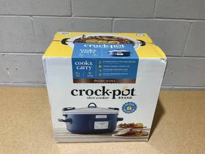 lot 225 image: Crock-Pot 7qt Cook & Carry One Touch Programmable Slow Cooker Poseidon Blue Locking Lid