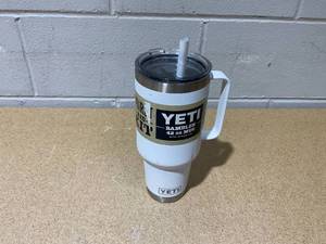 lot 252 image: Yeti Rambler 42 oz Straw Mug
