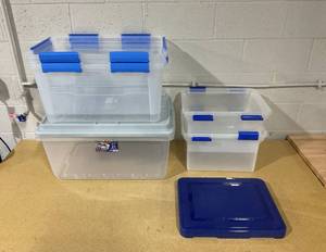 lot 361 image: LOT OF 5 Veriety Storage Bins With Lid