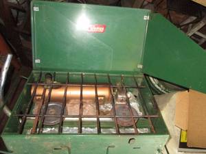 lot 22 image: Vintage metal Coleman camping stove...