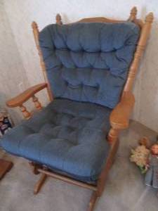 lot 43 image: Large capacity Wood glider rocking ...