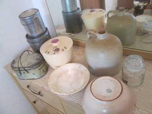lot 70 image: Vintage metal basket, an assortment...