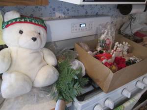 lot 75 image: Vintage Christmas decor and items. ...