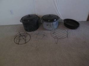 lot 110 image: Tri-fecta of Enamelware including L...