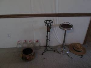 lot 122 image: Vintage metal freestanding Ashtray ...