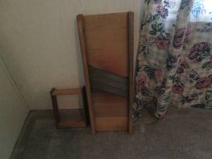 lot 130 image: Vintage Wood cheese cutter...