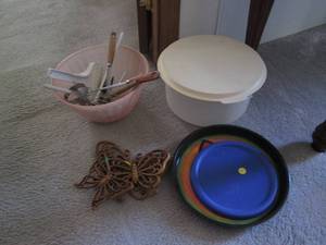 lot 141 image: Cake storage container, metal servi...