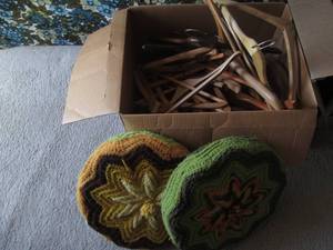 lot 153 image: Hand crafted vintage crocheted acce...