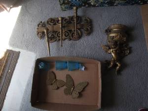lot 154 image: Vintage Cherub, butterfly and scrol...