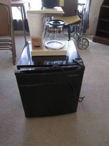 lot 169 image: Vintage Black and Decker 10 cup Cof...