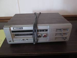 lot 173 image: Vintage Juliette Eight Track Stereo...
