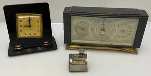 lot 17 image: Misc. Vintage Items Including New Haven Table Clock, Airguide Brand Barometer (Broken Glass) & Vintage Counter