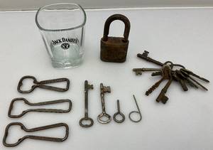 lot 50 image: Antique GLOBE Embossed Strong Brass Lock, Skeleton Keys & More