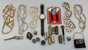 lot 77 image: Misc. Vintage Cosdtume Jewelry Including Cameos & More