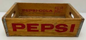 lot 84 image: Vintage Fargo N.D. PEPSI-COLA Wooden Pop Crate