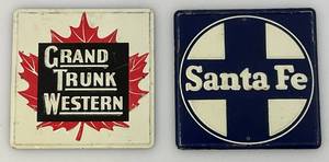lot 156 image: Vintage 1950s MiniatureTin Litho Railroad Signs 3 x 3