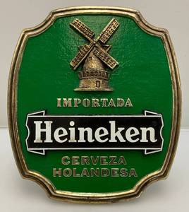 lot 169 image: Vintage Heineken Beer Countertop Display Piece 8 12 x 9 12