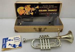 lot 176 image: 1952 EMENEE Golden Trumpet In Origial Box (VERY COOL)