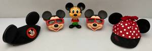 lot 186 image: Vintage Mickey Mouse Collectibles Including 1950s Talking Mickey (Works) & More