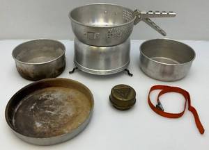 lot 221 image: 1950s TRANGIA 27 Series Classic Camping Cooker