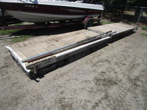 lot 8 image: (2) Pcs Floating Dock 4x10