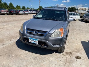 lot 9 image: 2004 Honda CR-V 4WD