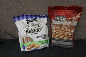 lot 32 image: 2 packs of dog treats...