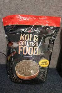 lot 62 image: 5lb bag of Koi & Goldfish food...