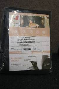 lot 119 image: New pet cargo cover...