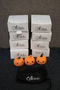 lot 129 image: 8 packs of Chiwava pumpkin squeaky ...