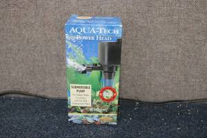 lot 142 image: New in box Aqua Tech power head fis...