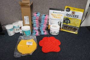 lot 151 image: Doggie care lot dental wipes, ear w...