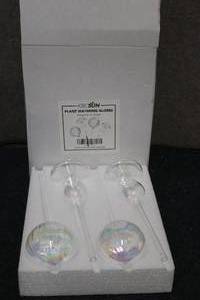 lot 197 image: 4 pack of plant watering globes...
