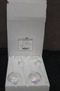 lot 198 image: 4 pack of plant watering globes...