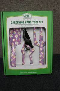 lot 211 image: Gardening Hand Tool set...